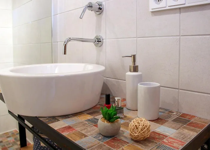 Christa - Familienfreundliche Mit Charme *